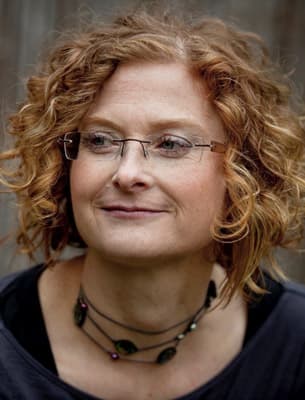 Cath Crowley